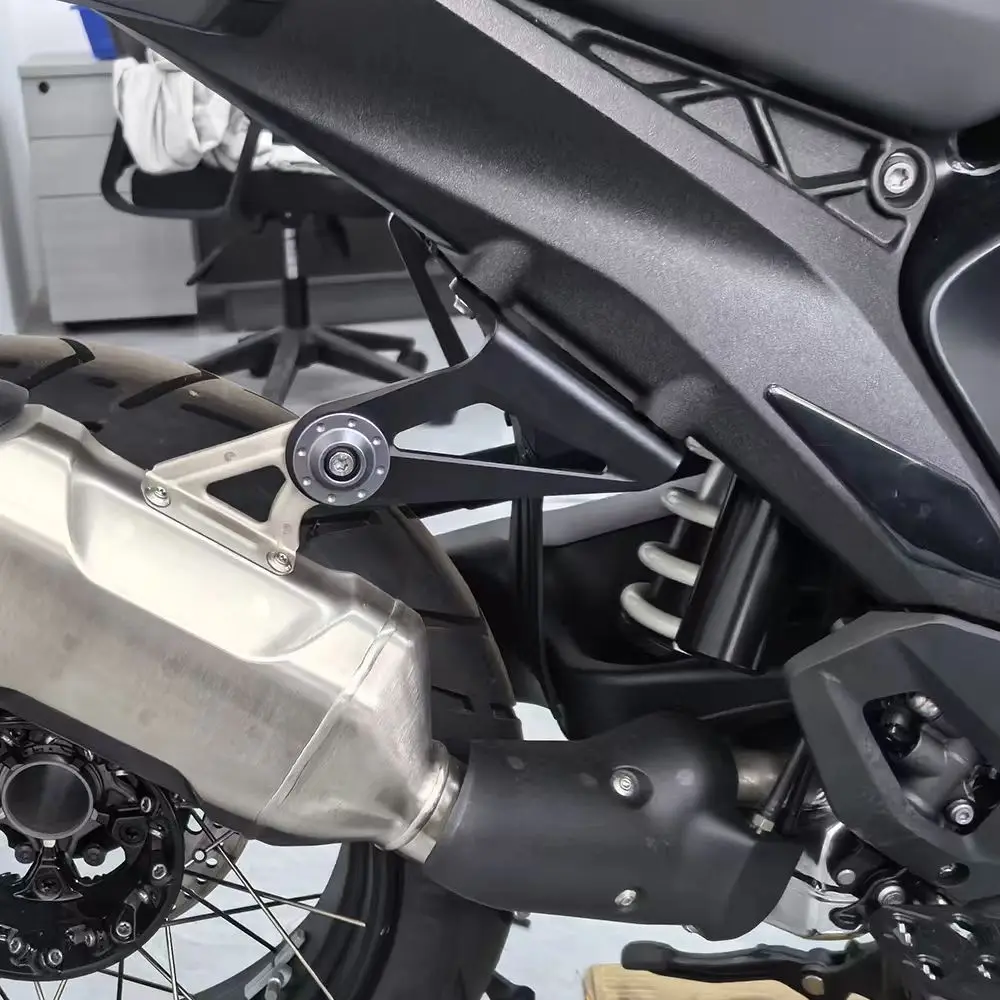For BMW R1300GS R 1300 GS R 1300GS 2024-2025 Motorcycle Pedals Exhaust Hanger Bracket Rear Footrest Blanking Plates
