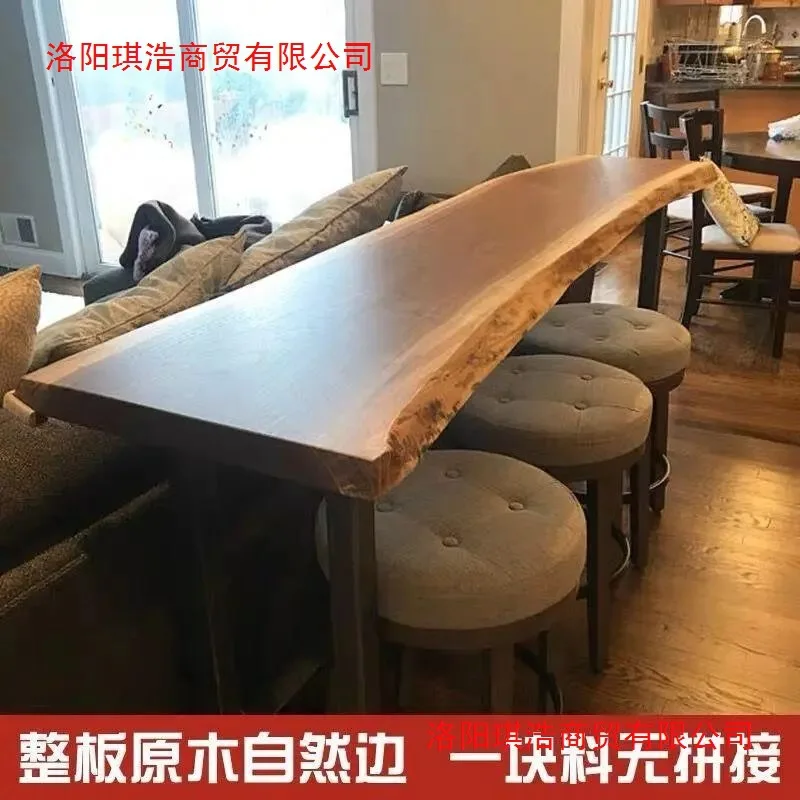 

Стена гостиной, узкий стол, балкон, длинный коммерческий бар, магазин чая с молоком, комбинация высокого стола и стула