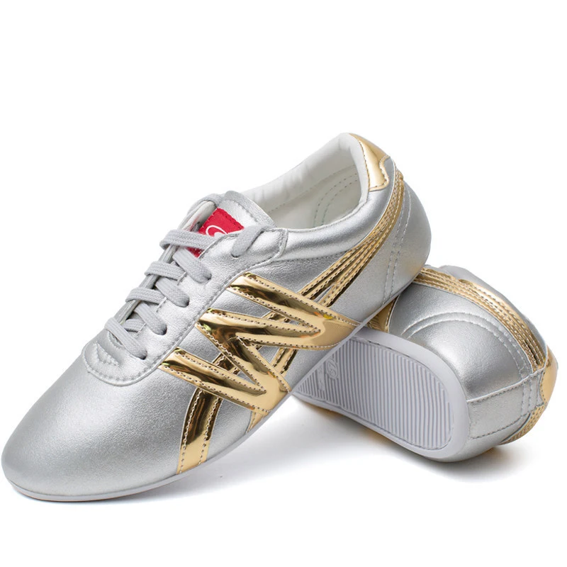 

Лидер продаж 2025 года, новая легкая высококачественная обувь для традиционных китайских боевых искусств. Удобная и дышащая обувь для тай-чи.