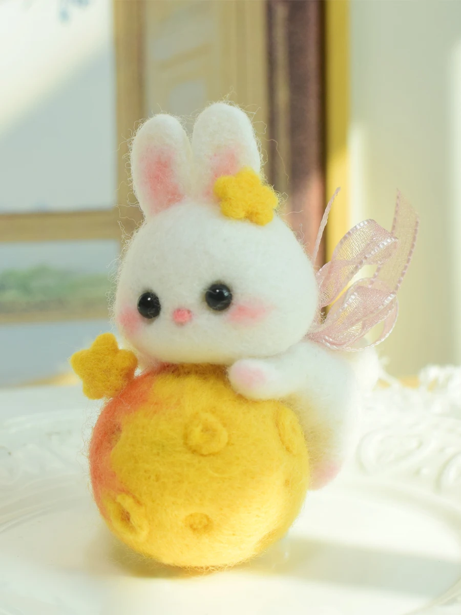 

Набор для творчества из войлока ручной работы: Новогодний кролик (зодиакальный символ), осенний подарок для пары, подвеска для автомобиля, украшение для дома