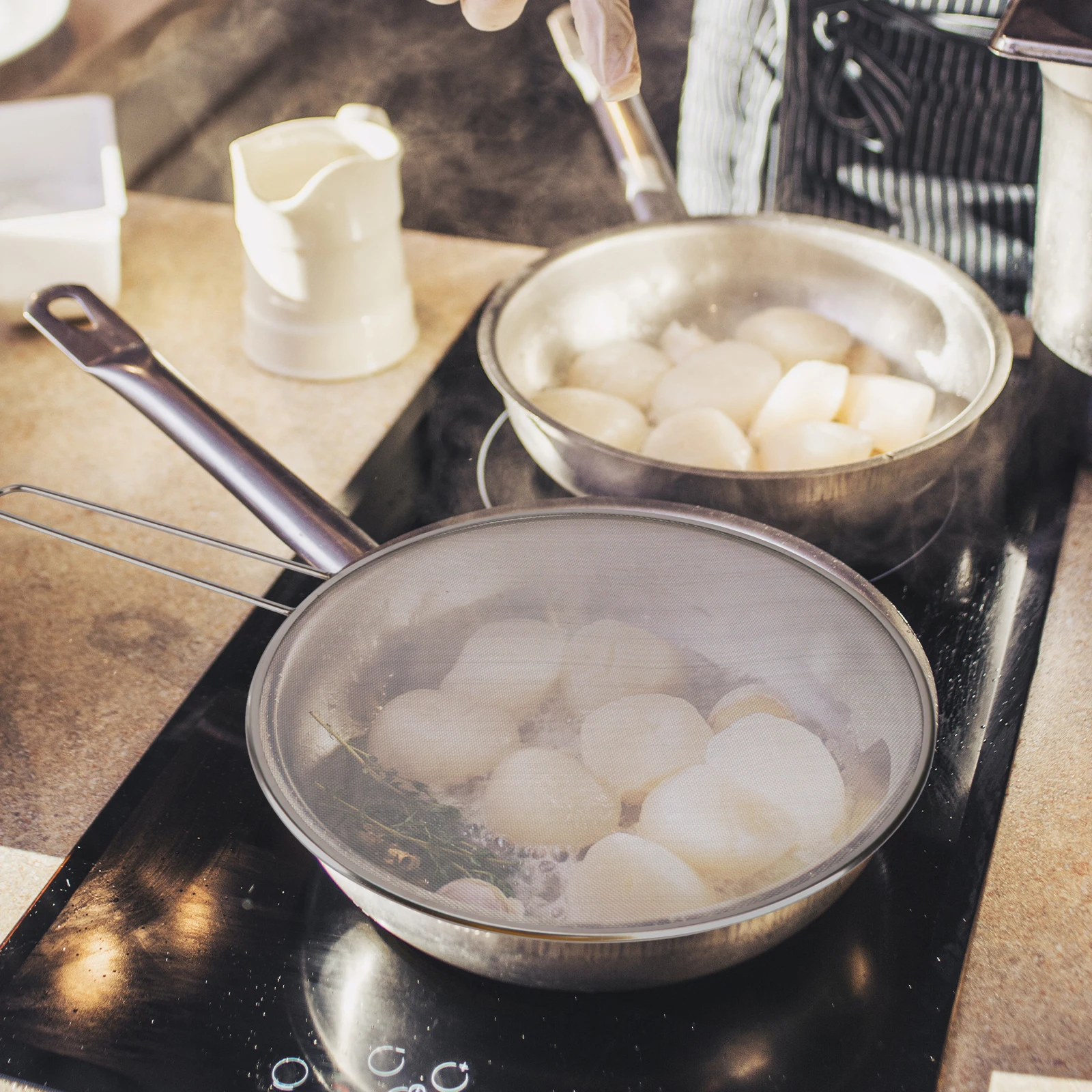 3 Buah Pelindung Anti Cipratan Stainless Steel, Saringan Jala untuk Panci, Wajan, dan Penggorengan dengan Gagang, Perlengkapan Dapur untuk Melindungi Saat Memasak