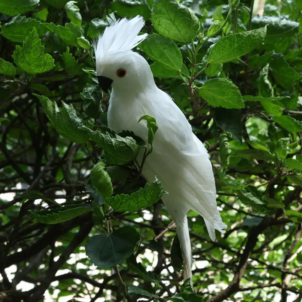 Vivid Animal Bird Statue Realistic Parrot Ornament Artificial Feathered Animal for Garden Decor and Teaching Prop