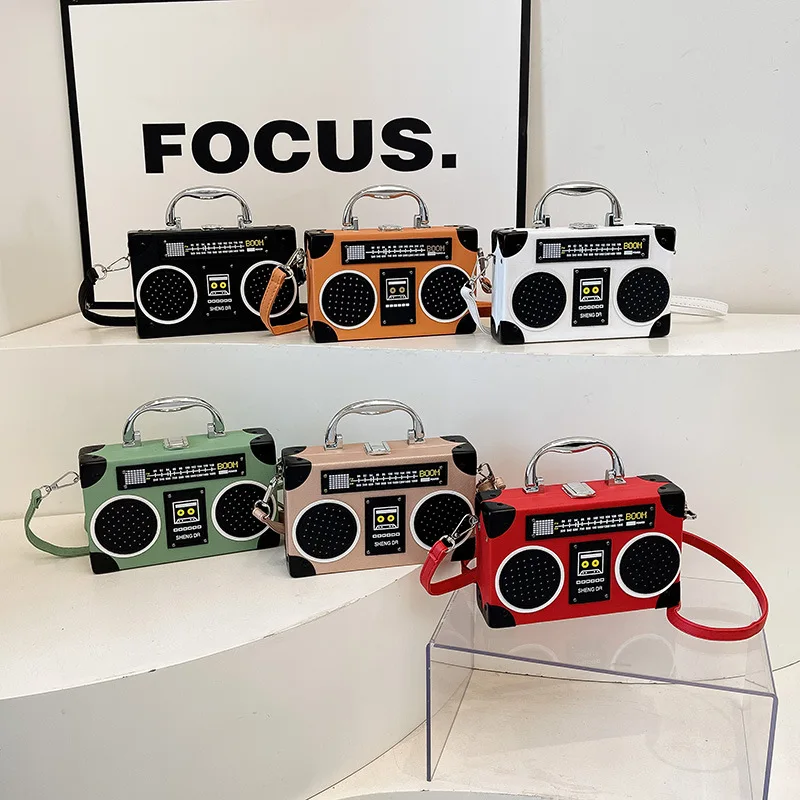 2026 New Women's Crossbody Bag Fashionable and High-quality Women's Small Square Bag Personalized and Versatile Women's Handbag