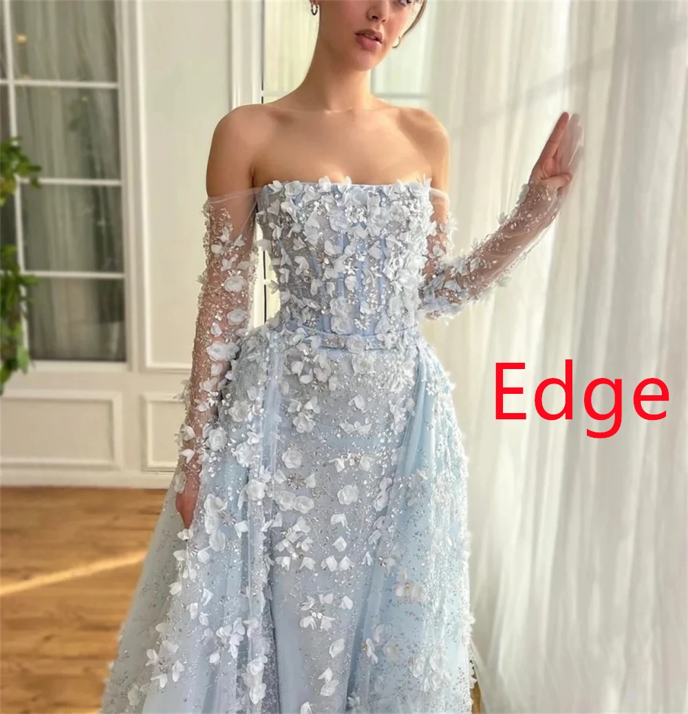 فستان حفلة موسيقية فاخر من التول الأزرق مخصص بدون حمالات وأكمام طويلة فستان سهرة ناعم سويب تراين بأربطة من الخلف فستان حفلة موسيقية