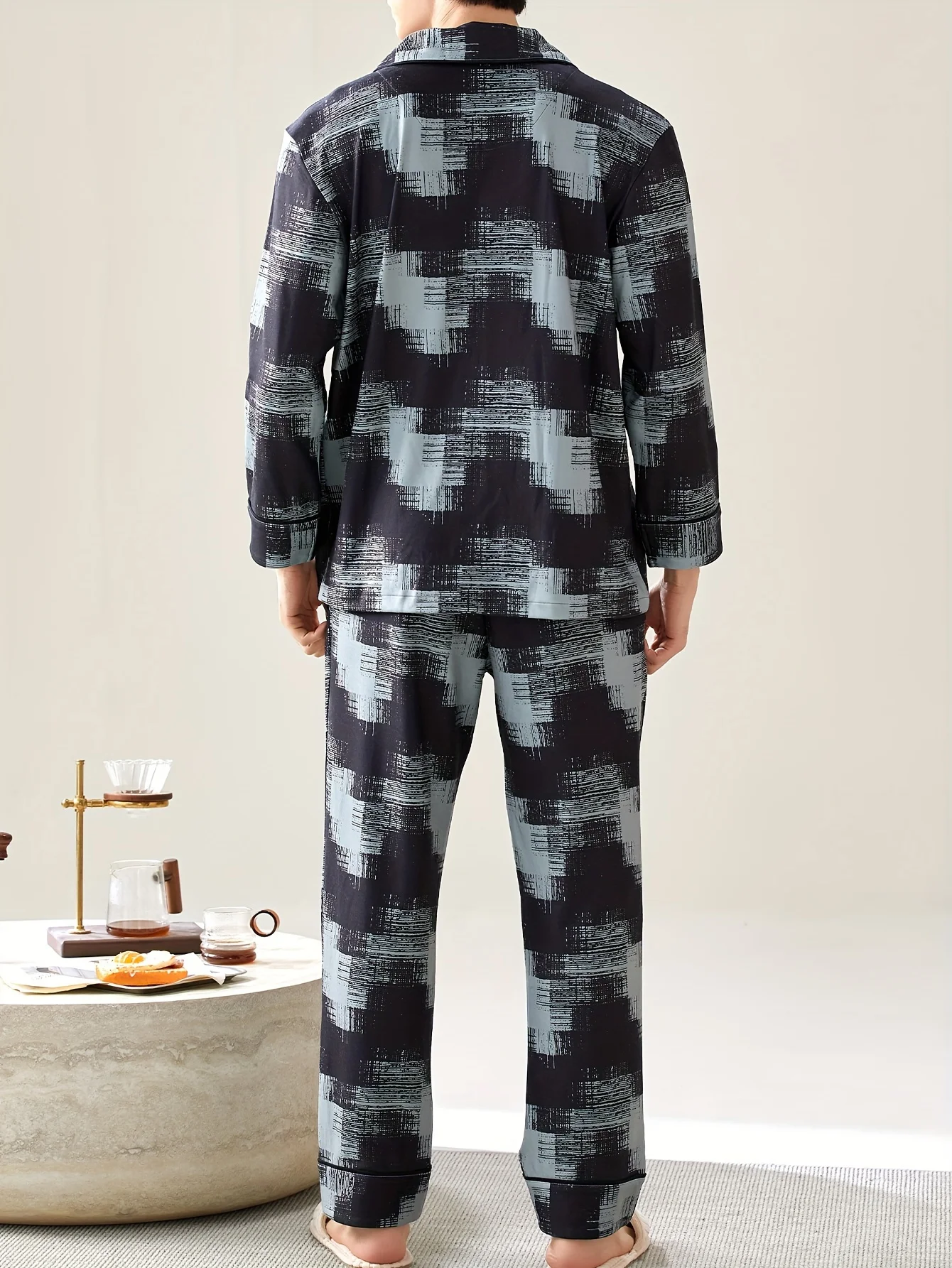 Two piece sets men's pajamas autumn and winter long sleeved pants casual sleepwear set