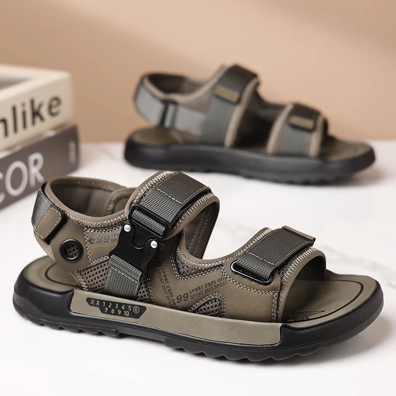 Fashion Antiskid Outdoor Sandals Man Beach Classic Flats Breathable Men's Summer Walking Shoes Luxurious Men All-match Sandals