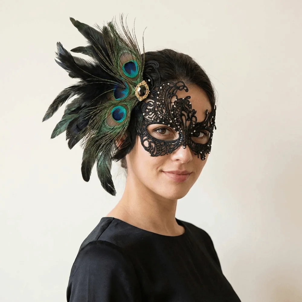 Novelty Rhinestone Half-Face Lace Mask Multicolor Seductive Style Masquerade Mask Fancy Prom Cosplay Feather Mask Girl