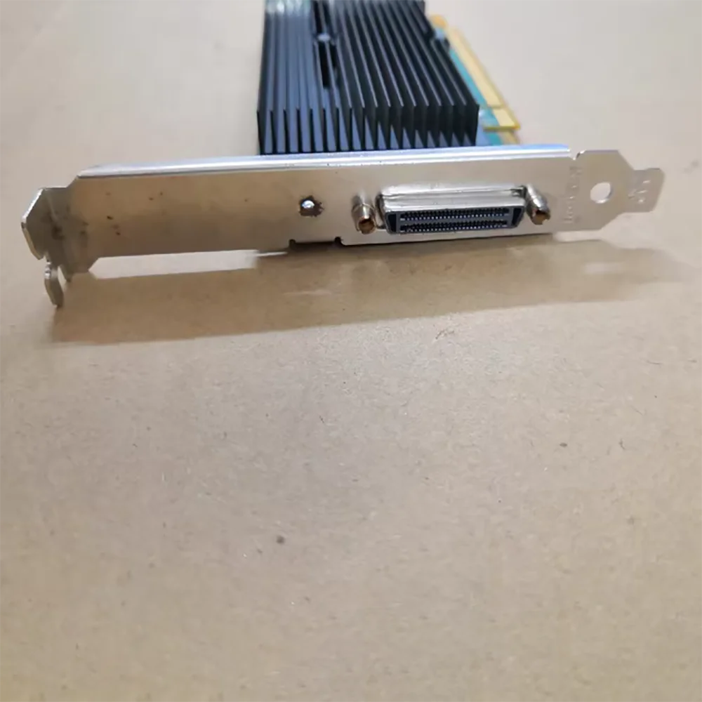 

One-Piece Four-Screen Display Card M9120-E512LPUF