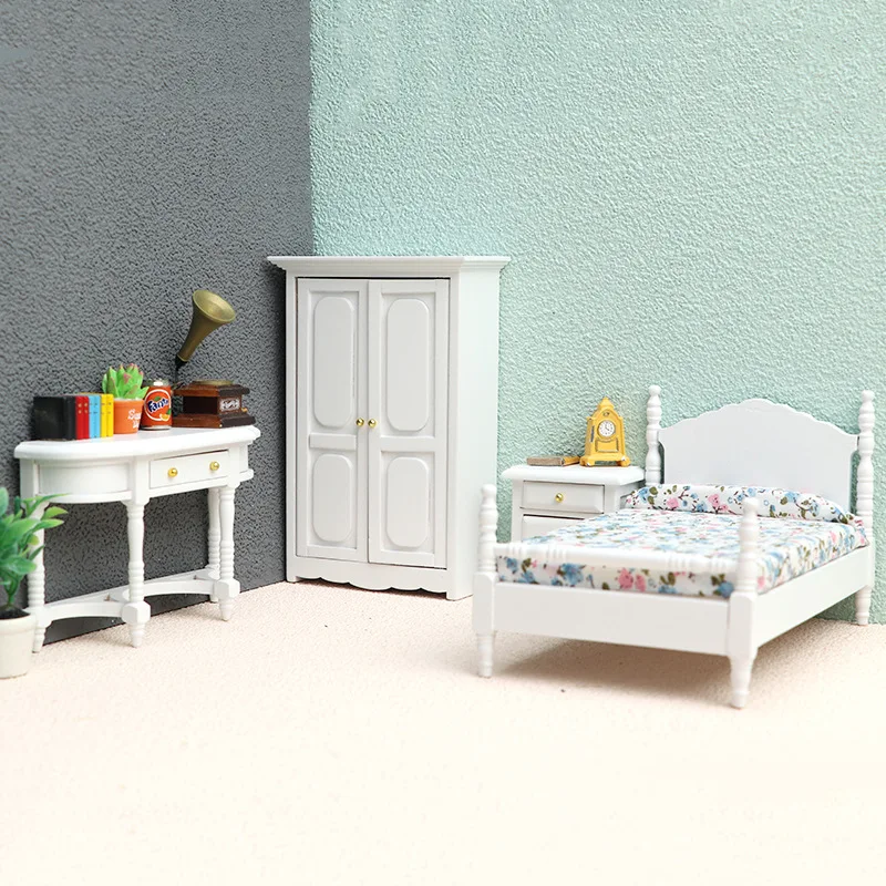 Simulation Furniture Model Mini Wood Bed Cabinet Table Set Bedroom Miniature Scene Decoration 1:12 Dollhouse Accessories