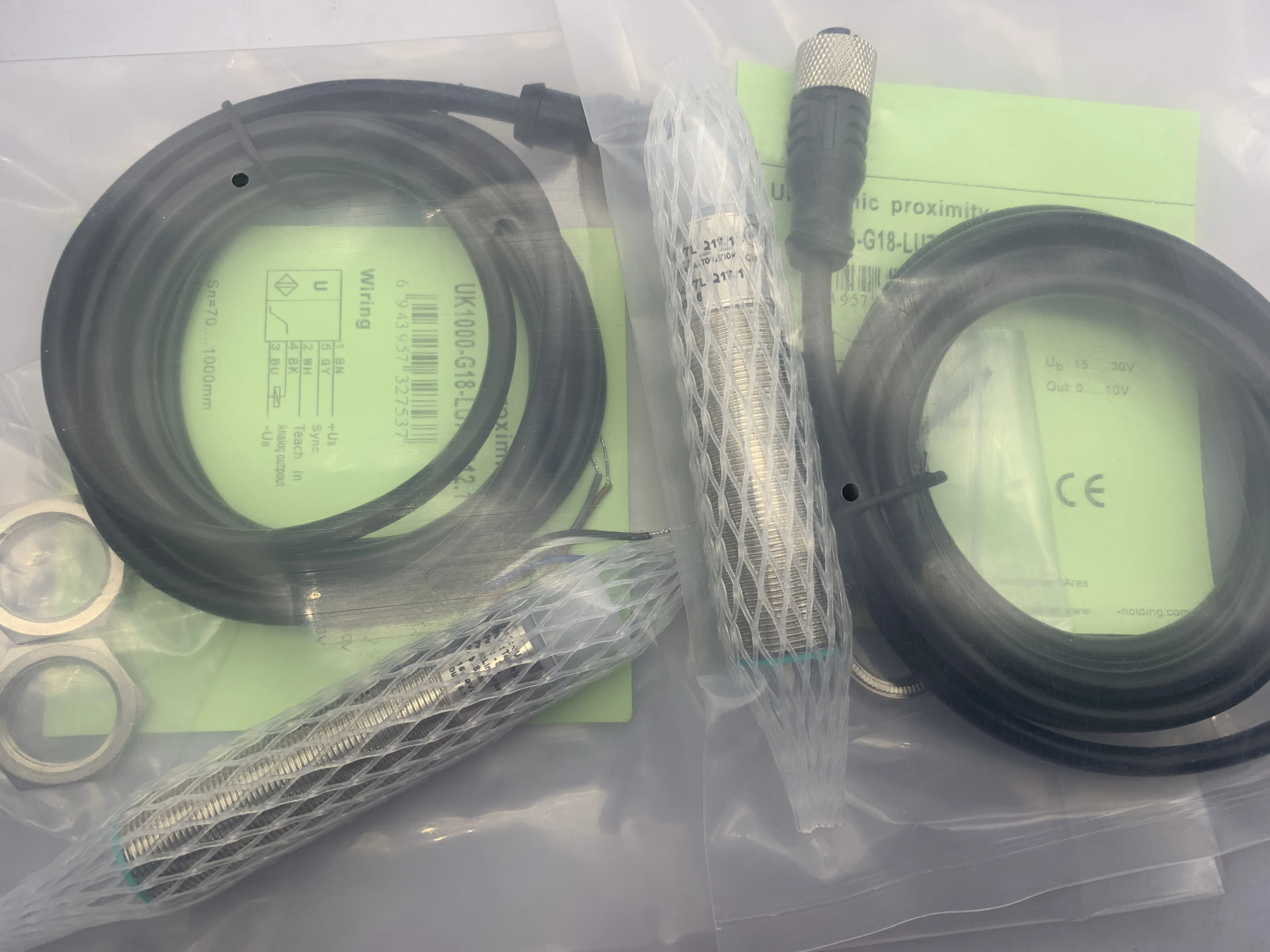 

New Ultrasonic Sensor in Stock UK6000-G30-VP6L-Q12.1 High Quality Seller One-year Warranty