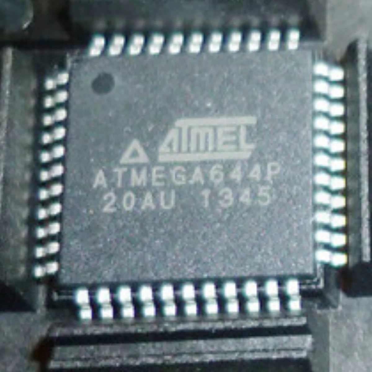 ATMEGA644P 10Pcs ATMEGA644P-20AU TQFP44 8-bit Microcontrollers - MCU AVR 64K FLSH 4K SRAM 2KB EE 20MHZ 5V