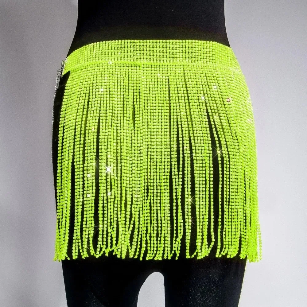 Diamanti lampeggianti Mini abito sexy con lacci Nodo con cinturino in diamanti Minigonna da donna Mezza gonna alla moda con strass glitterati a rete