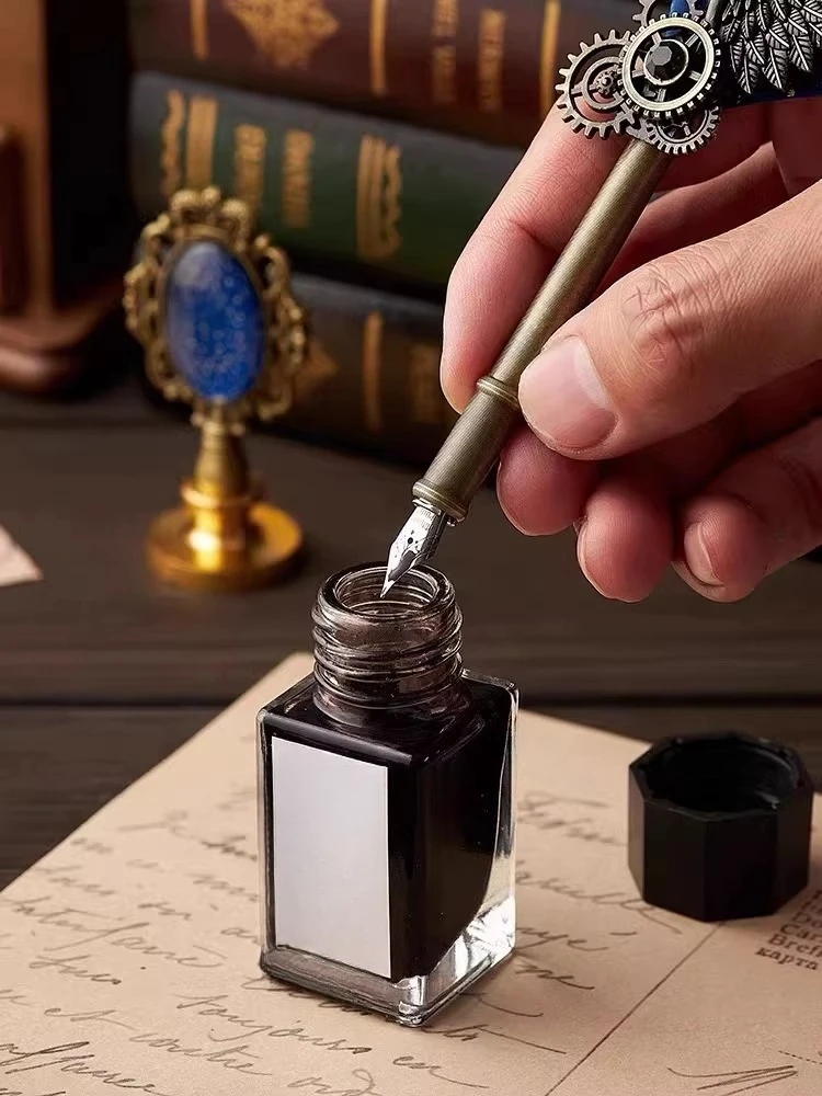 Birthday gift niche high-end feeling giving feather pen high value practical meaningful creative New Year's gift
