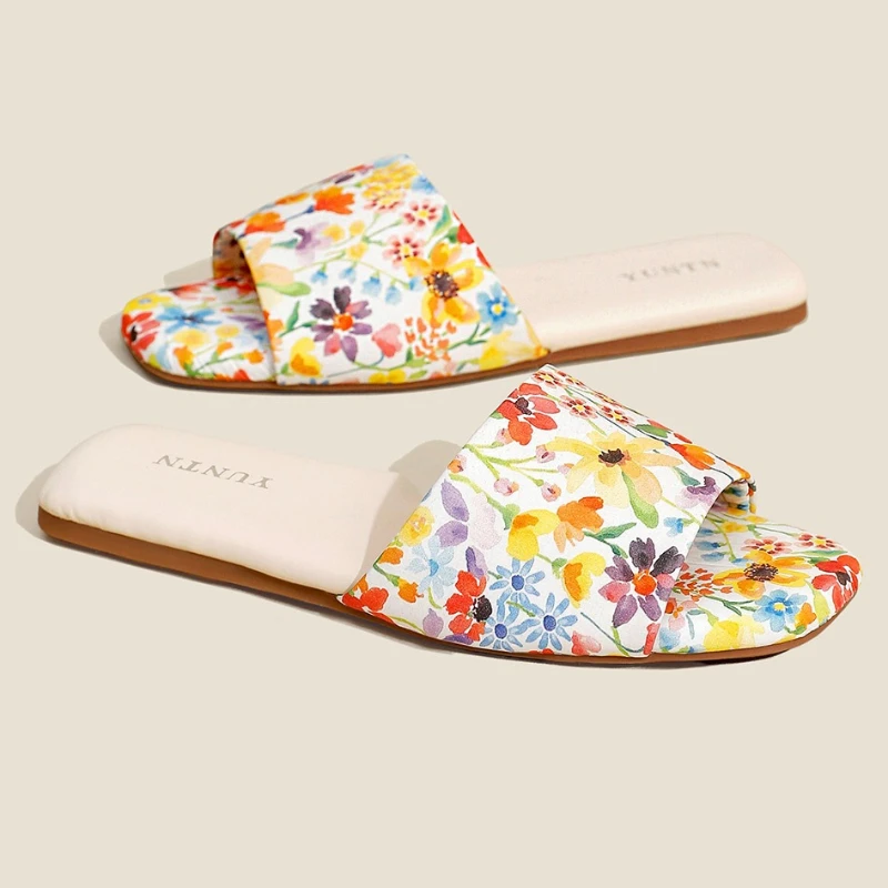 

Bright Flower-printed Home Slippers Women Fashion Square-toe Open-toe Designer Shoes Light Non-slip Comfortable Indoor Slippers