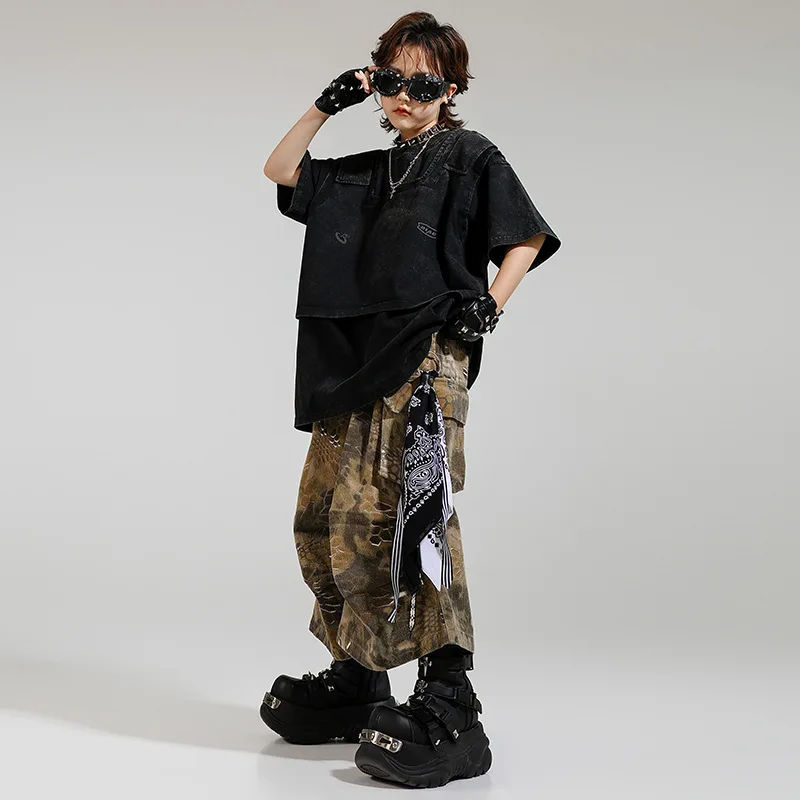 Ropa de Hip Hop Kpop para chico, camiseta negra falsa de 2 piezas, pantalones cortos Cargo con estampado de serpiente, pantalones medios para niña y niño, trajes de baile, ropa