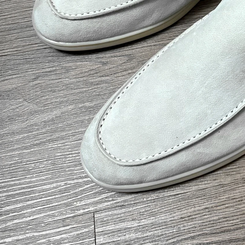 4beige white man