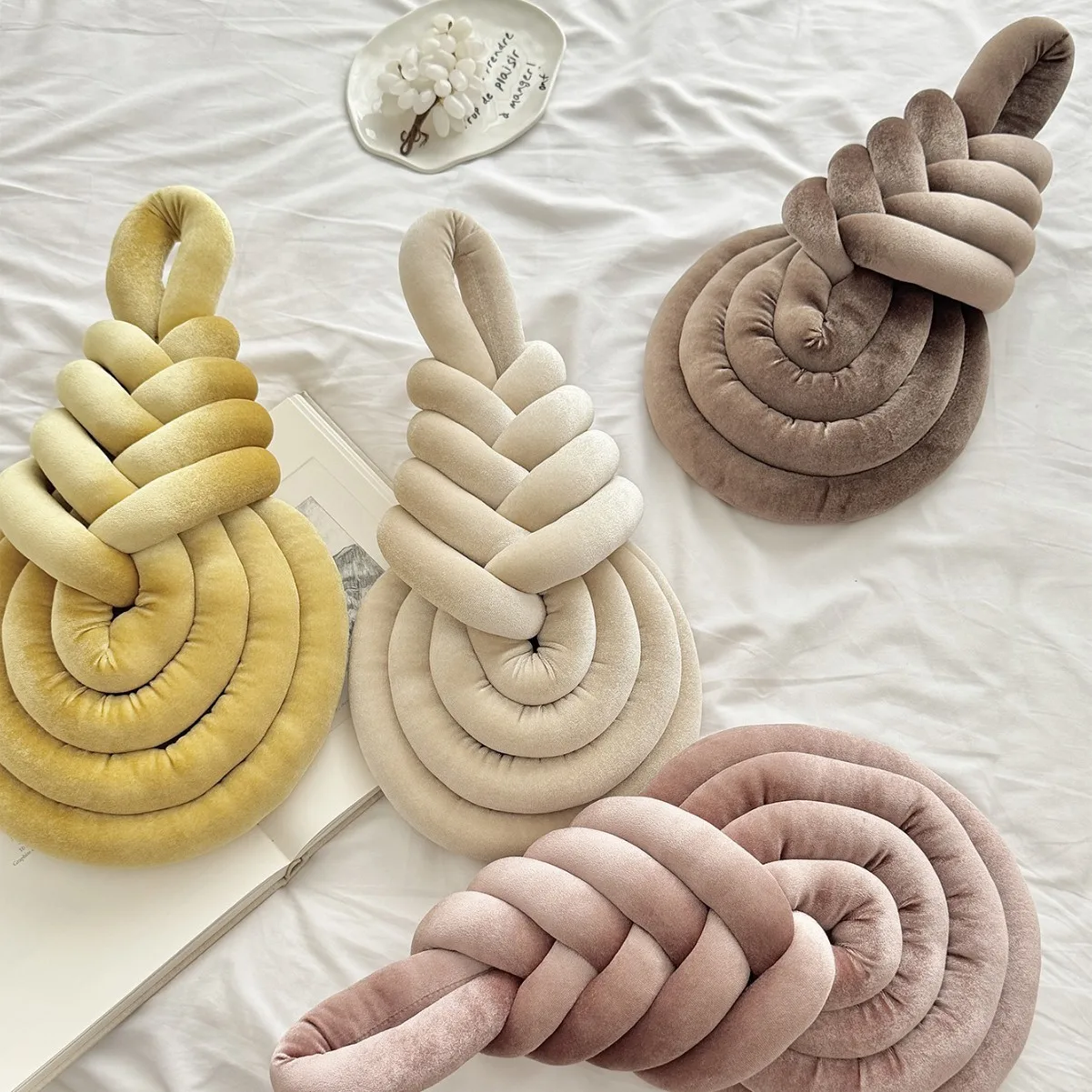

Harp Shaped Cushion Nordic Wind Woven Sofa Pillow Backrest New Decorative Design