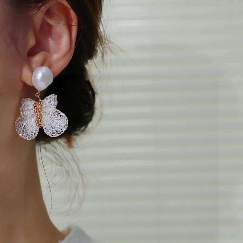 

SGARIT Korean Version Pearl High-end Feeling Light Luxury 14k Filled Gold Earrings Women's Jewelry Ear pendant SE32