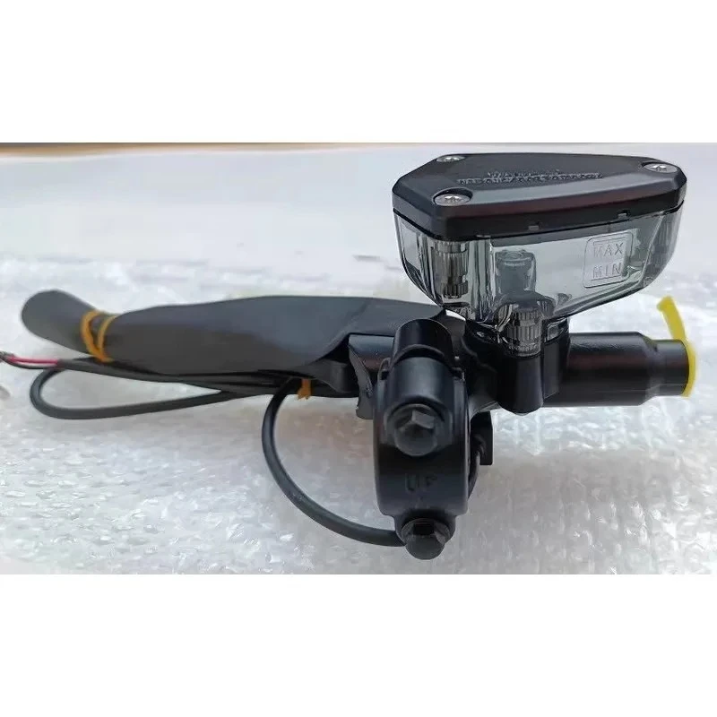 Picture 4: For Super SOCO TS/TC/TC-MAX Brake Upper Pump Assembly Accessories
