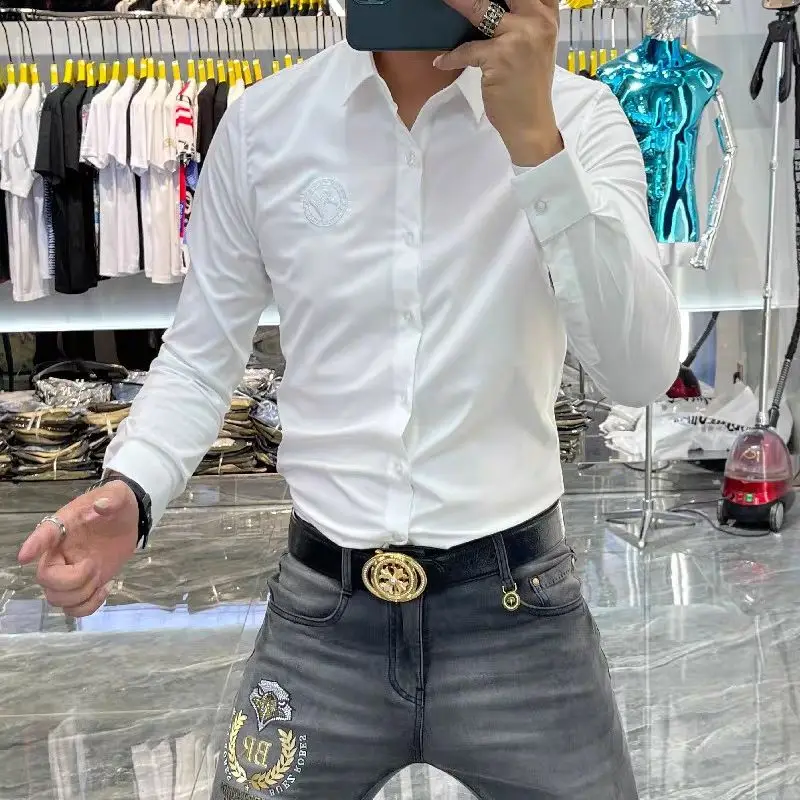 

Новая осенняя рубашка с длинными рукавами и вышивкой, красивая приталенная рубашка без железа, против морщин