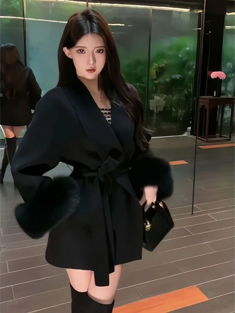 

Early Autumn Fluffy Sleeve Thin Single Layer Wool Coat Audrey Hepburn Style High End Slimming Tailored Belted Trench Stylish