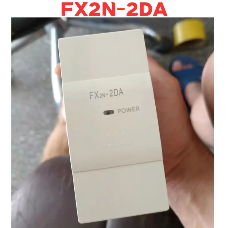 

Second-hand FX2N-2DA FX2N 2DA Module Tested OK