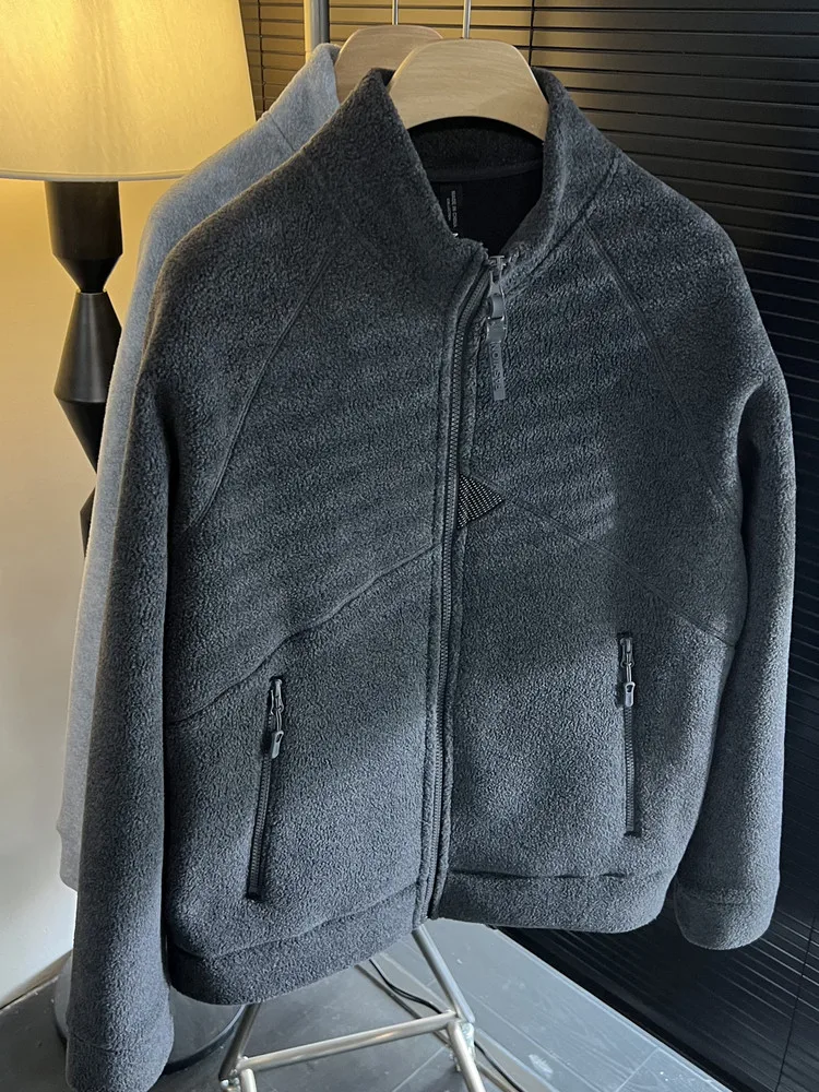 

Утепленная теплая куртка с воротником-стойкой для мужчин от Minglei Card: осенне-зимняя модная городская куртка на молнии, приталенный крой.