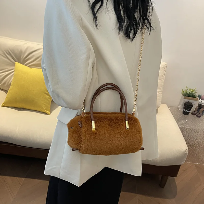 حقيبة كروس كاواي كابيبارا الشخصية على الموضة الكرتونية، حقيبة ظهر مضحكة ولطيفة من كابيبارا من القطيفة ذات سعة كبيرة ومتعددة الاستخدامات