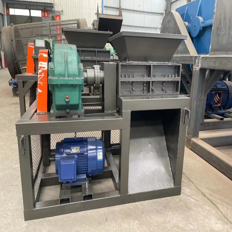 Small Mini Double Shaft Wood Metal Rubber Cardboard Shredding Crushing Waste Pet Plastic Bottle Roller Crusher Shredder Machine - view 3