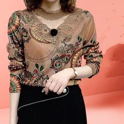 Women's Autumn and Winter New Fashion Slim Printing Round Neck Patchwork Gauze Hollow Out Bottom Long Sleeve Lace Pullover Tops