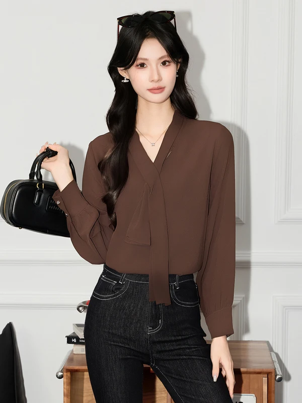 

Elegant V-Neck Sash Shirt Women's Casual Versatile Long Sleeve Polyester Fiber Simple Fashion Spring 2026 Clothing