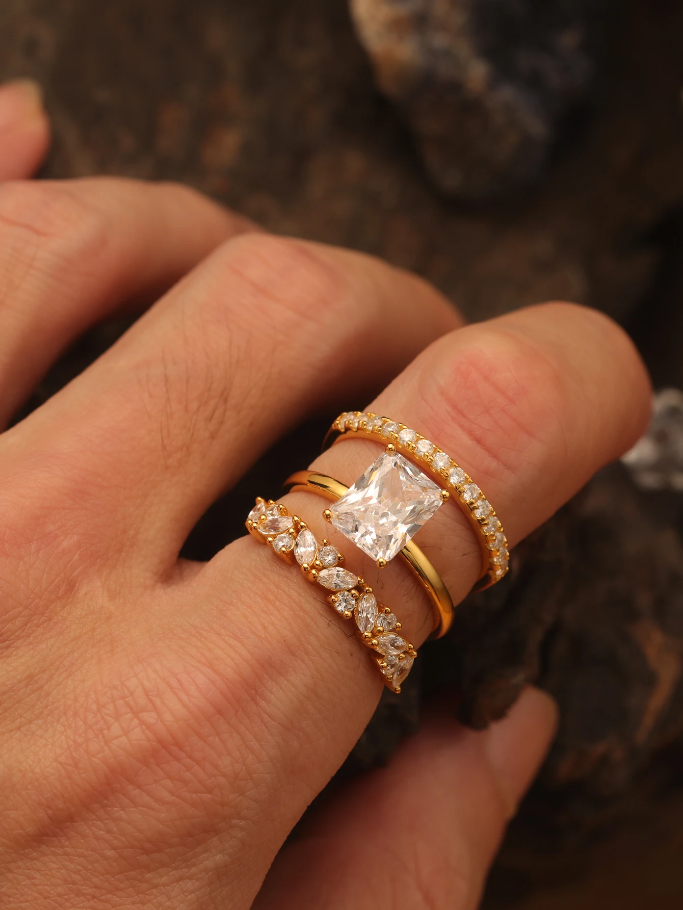 S925スターリングシルバー製 長方形3カラット モアサナイトリングセット 高級ジュエリー 18金メッキ ギフト、誕生日プレゼントに最適