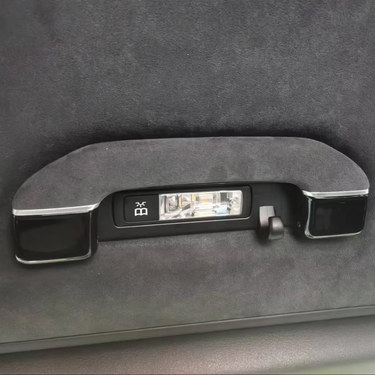 

High Quality Matte Plating Upgraded Black Suede Ceiling Handle For Class V VITO Blue Ambient Light W447 Interior