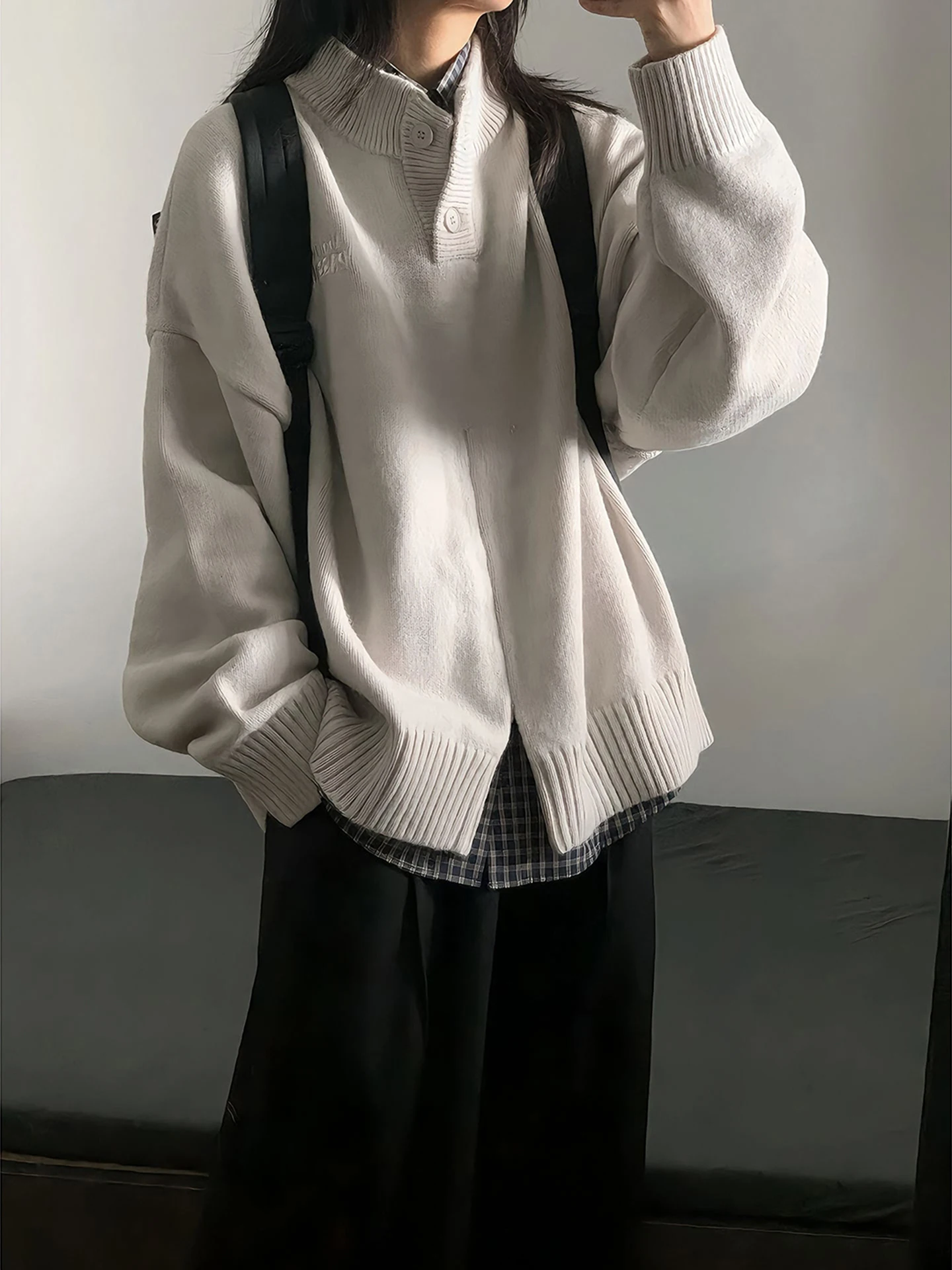 

Вязаный свитер в стиле ретро с вышивкой, унисекс, зимний дизайн, воротник «Хенли», свободный крой, в корейском стиле