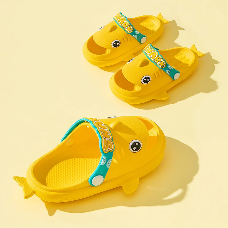 Cartoon Children Slippers for Boys Girls Non Slip Soft Home Shoes Cute Closed Toe Baby Garden Sandals Outdoors Beach Slides 슬리퍼