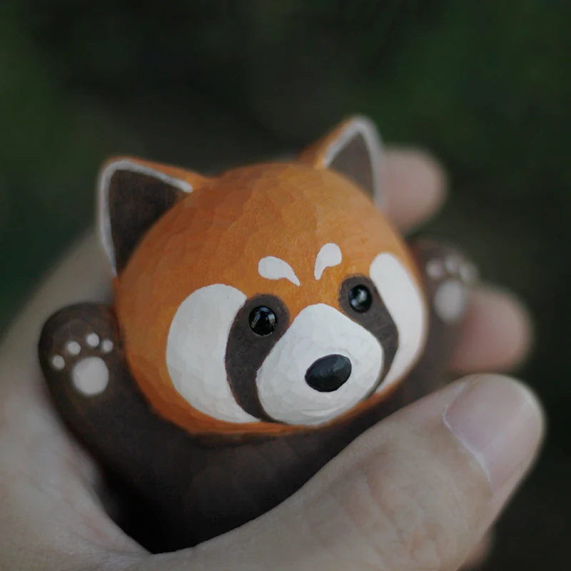 Cute Home Decor Red Panda Handmade Wood Carving Ornaments Solid Wood Animal Wood Sculpture Desk Accessories Kawaii Figurine