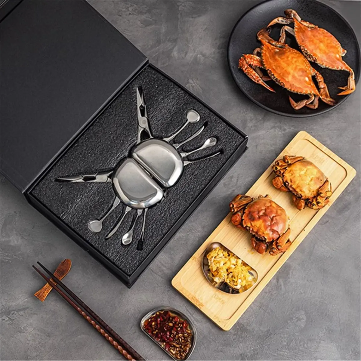 STOCK-12-Piece Seafood Tool Set with Gift Box, Including Zinc Alloy Crab and Lobster Claws, Forks, and Spoons - Kitchen Tools