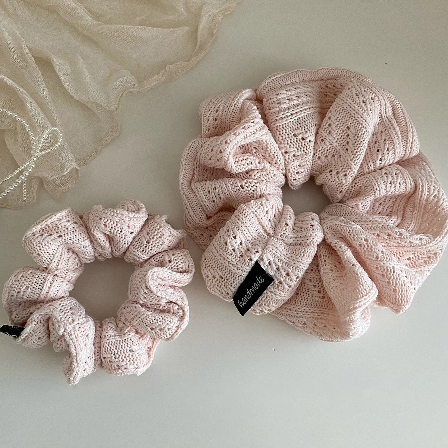 

Pink gentle knitted large intestine headband hair accessory with girlish temperament, oversized hair rope headband, Korean high-end headband for women