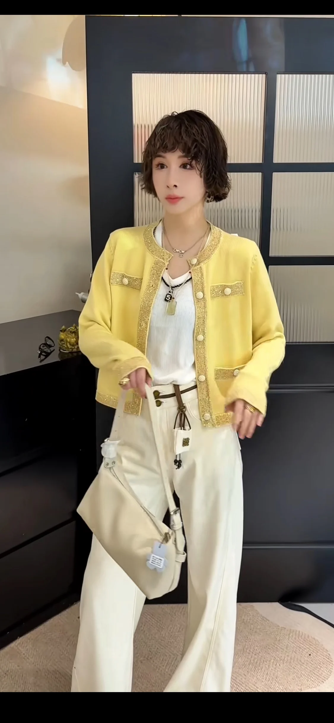 

Loose Casual Pure Color Knitted Jaet Faionable Design Sense Women's Autumn New Sle European Goods Vest No Brand Registe...