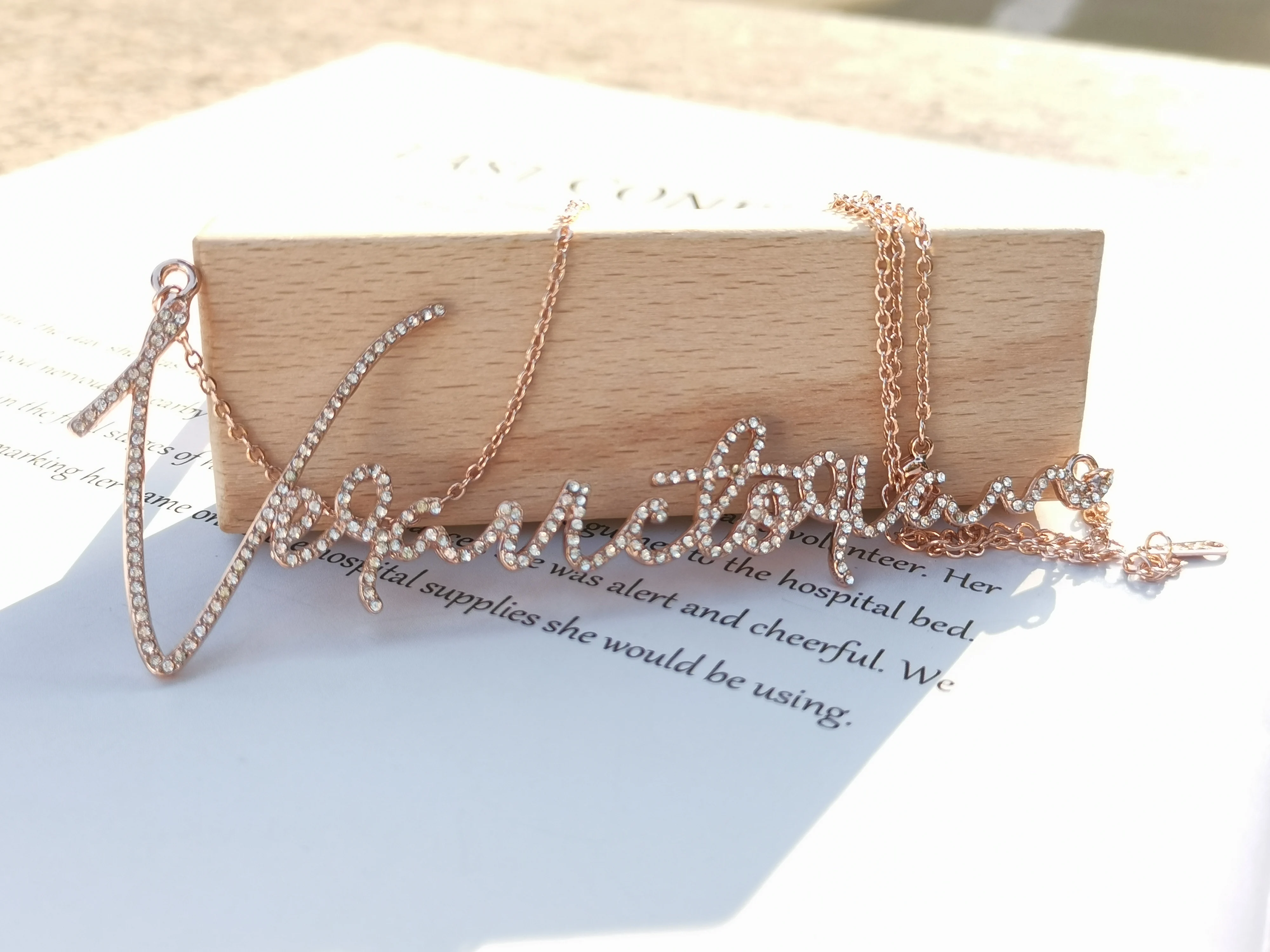 2021 New Trendy Custom Name Letters Necklaces for Women Zircon Thin Font Necklaces Personalized Name Pendant Necklaces AsGifts