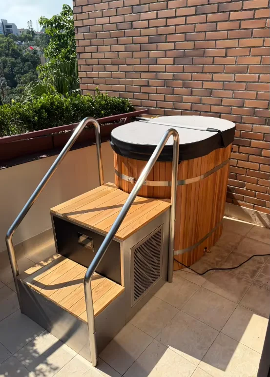 OMNI Red Cedar Wooden Stainless Steel Bathtubs Cold Plunge Ice Bath Tub  Recovery Soaking Bathtub Customized