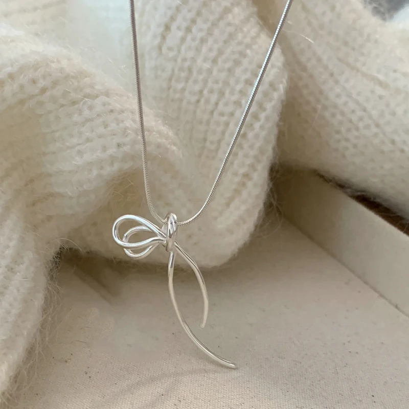 

New 925 Sterling Silver Bow Necklace Simple Personality Charm Geometric Pendant Choker Birthday Gift for Women Exquisite Jewelry