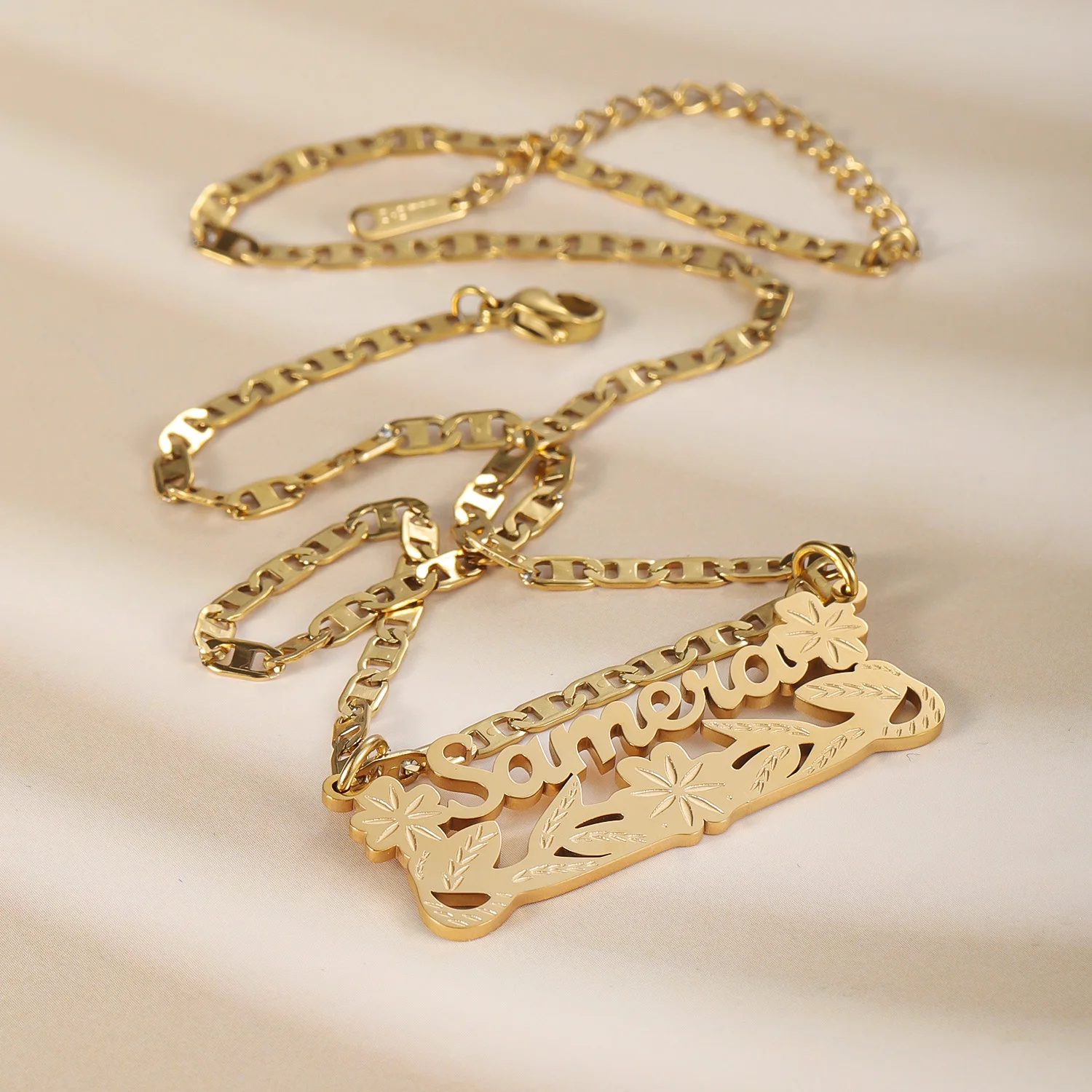 

Ожерелья с именами по индивидуальному заказу, ювелирные изделия из нержавеющей стали, подарки индивидуального дизайна для женщин, персонализированные колье, украшения на шею