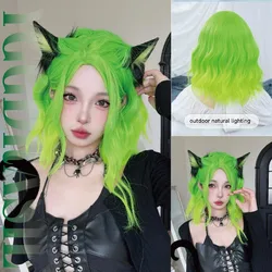 16Inch Green Gradient Gothic Synthetic Wigs Middle Part Short Natural Wavy Hair Wig for Women Daily Use Cosplay Heat Resistant
