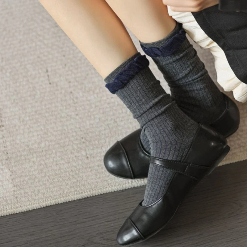1/5 Paar marineblaue Retro-Damen-Mid-Tube-Socken, modische klassische Textur, gerollte Kanten für alle Jahreszeiten, künstlerische Freizeitsocken – Detail 2