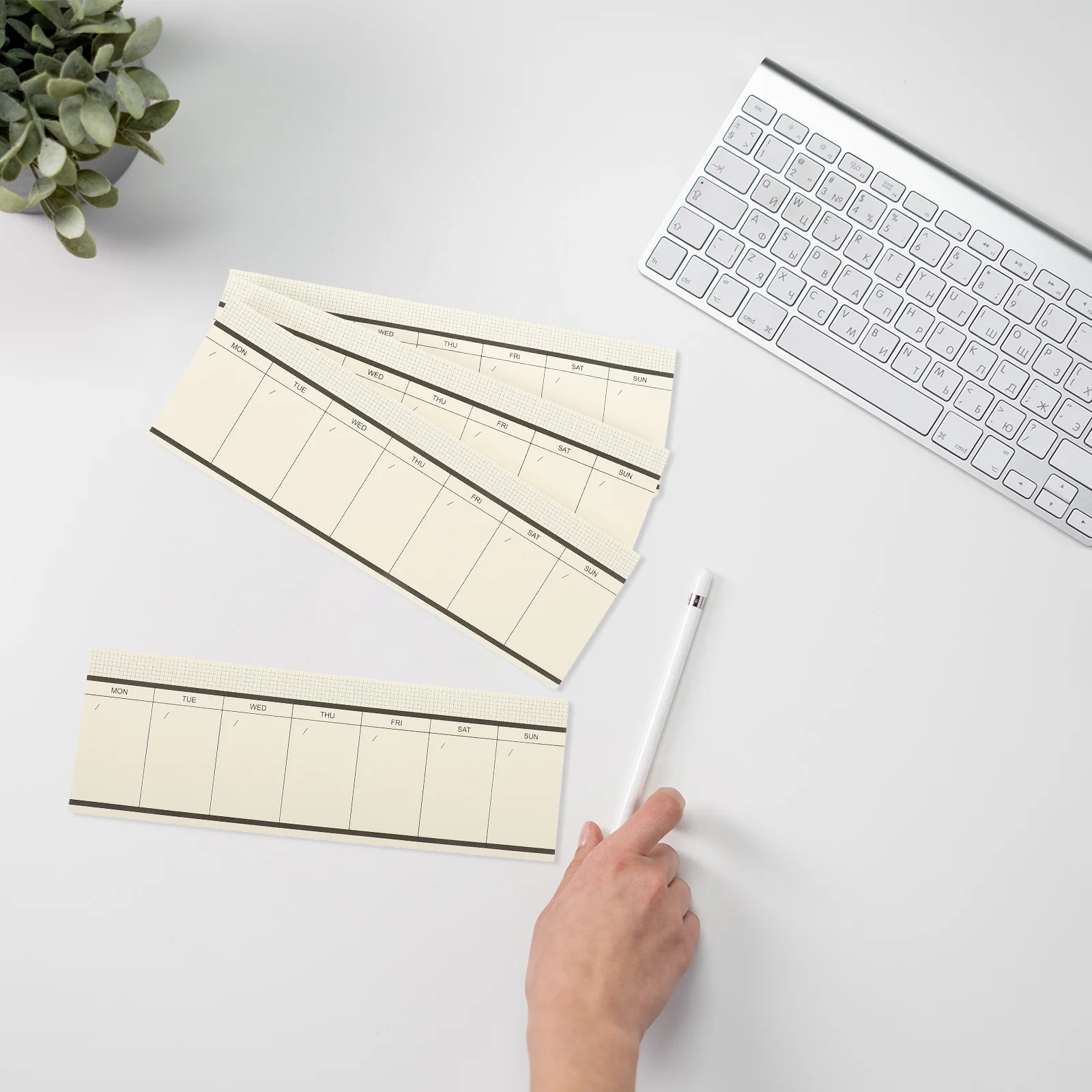 

4Pcs Weekly Planner Notepads Bright Clear Printing Premium Material Smooth Writing Portable Notepad for Students Business