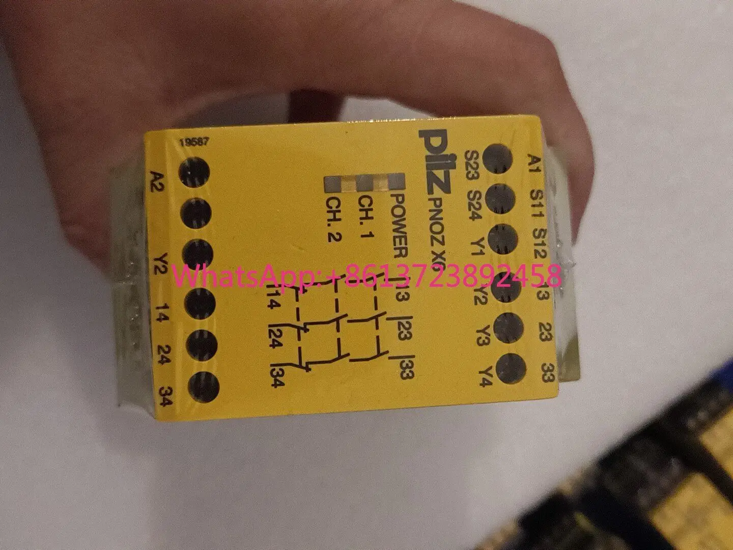 Pilz 774729 safety relay in stock