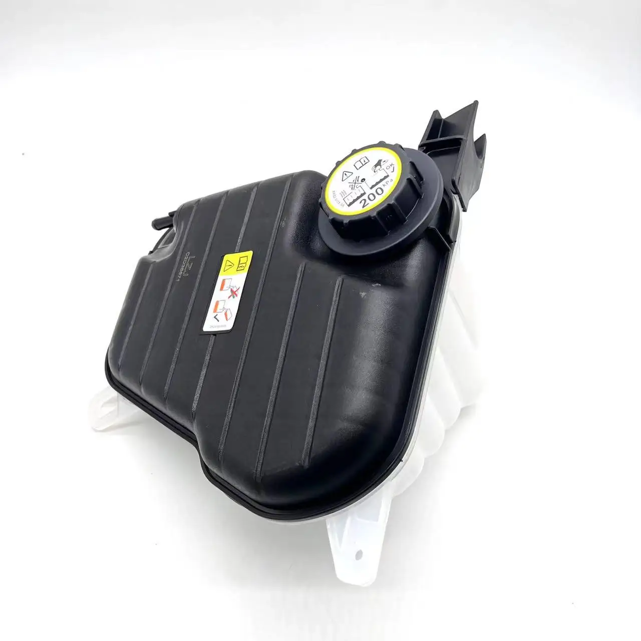 C2D5120 C2D21487 C2D36877 C2D36671 For JAGUAR XJ XJL 5.0L Engine Coolant Expansion Tank accessories