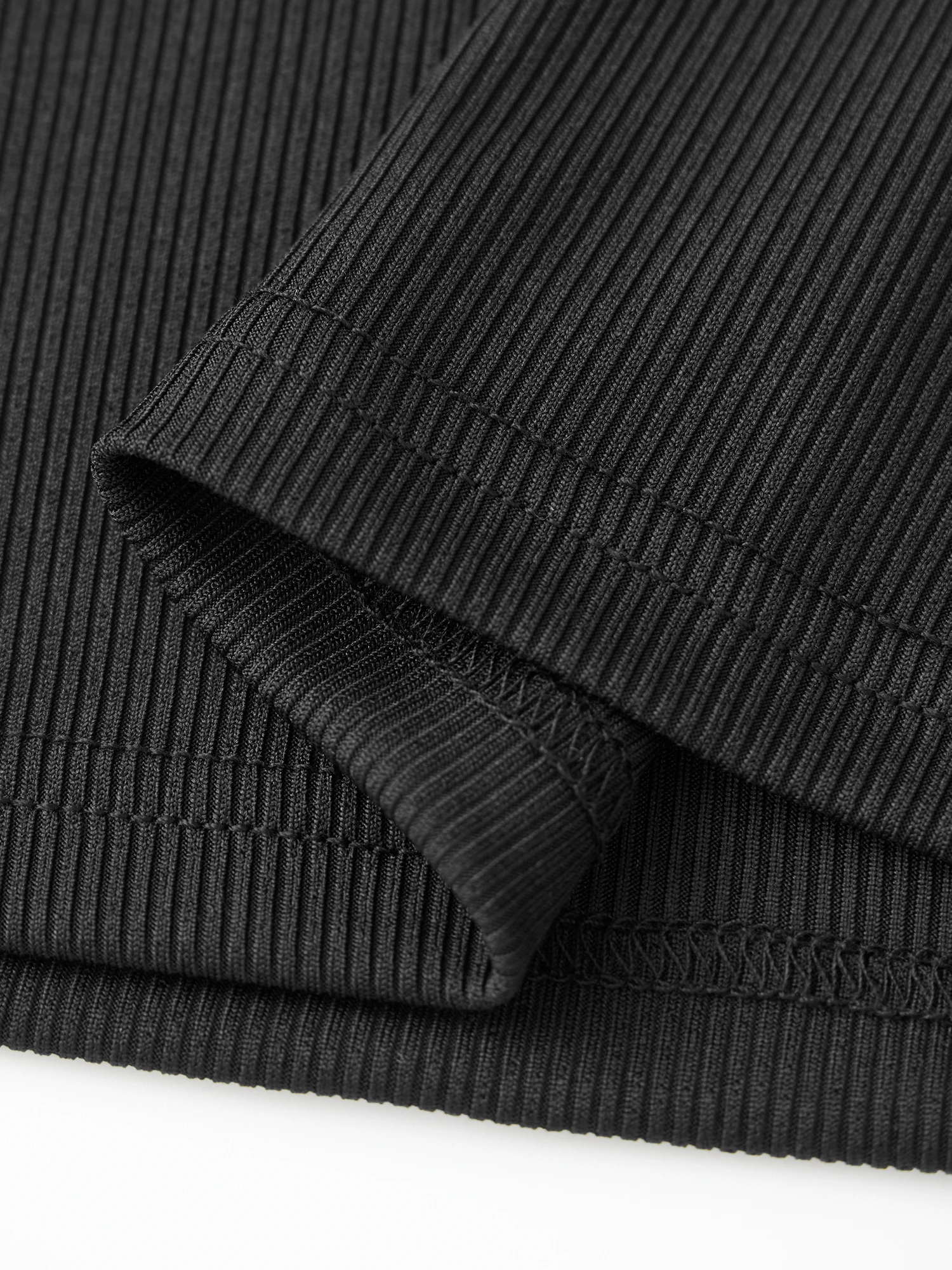 قميص نسائي كاجوال بأكمام طويلة ورقبة على شكل حرف V مناسب بلون سادة لأزياء ملابس الشارع للربيع والخريف