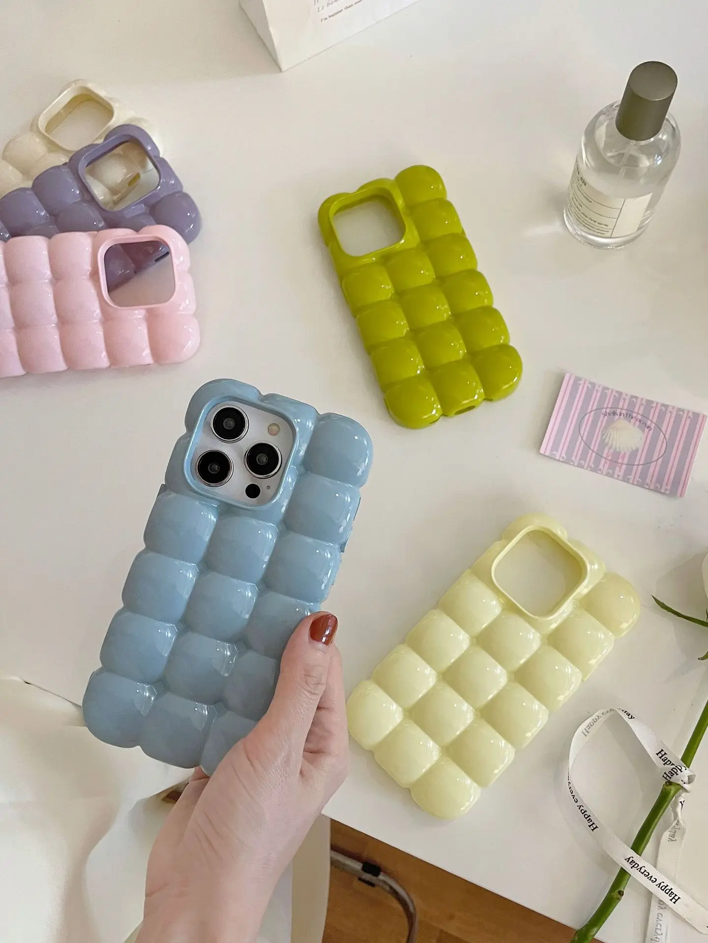 Niedliche Handyhülle mit 3D-Macaron-Ei-Muster für iPhone 18 17 16 15 14 13 Pro Max, stoßfeste, weiche Silikon-Rückseite – Detail 3